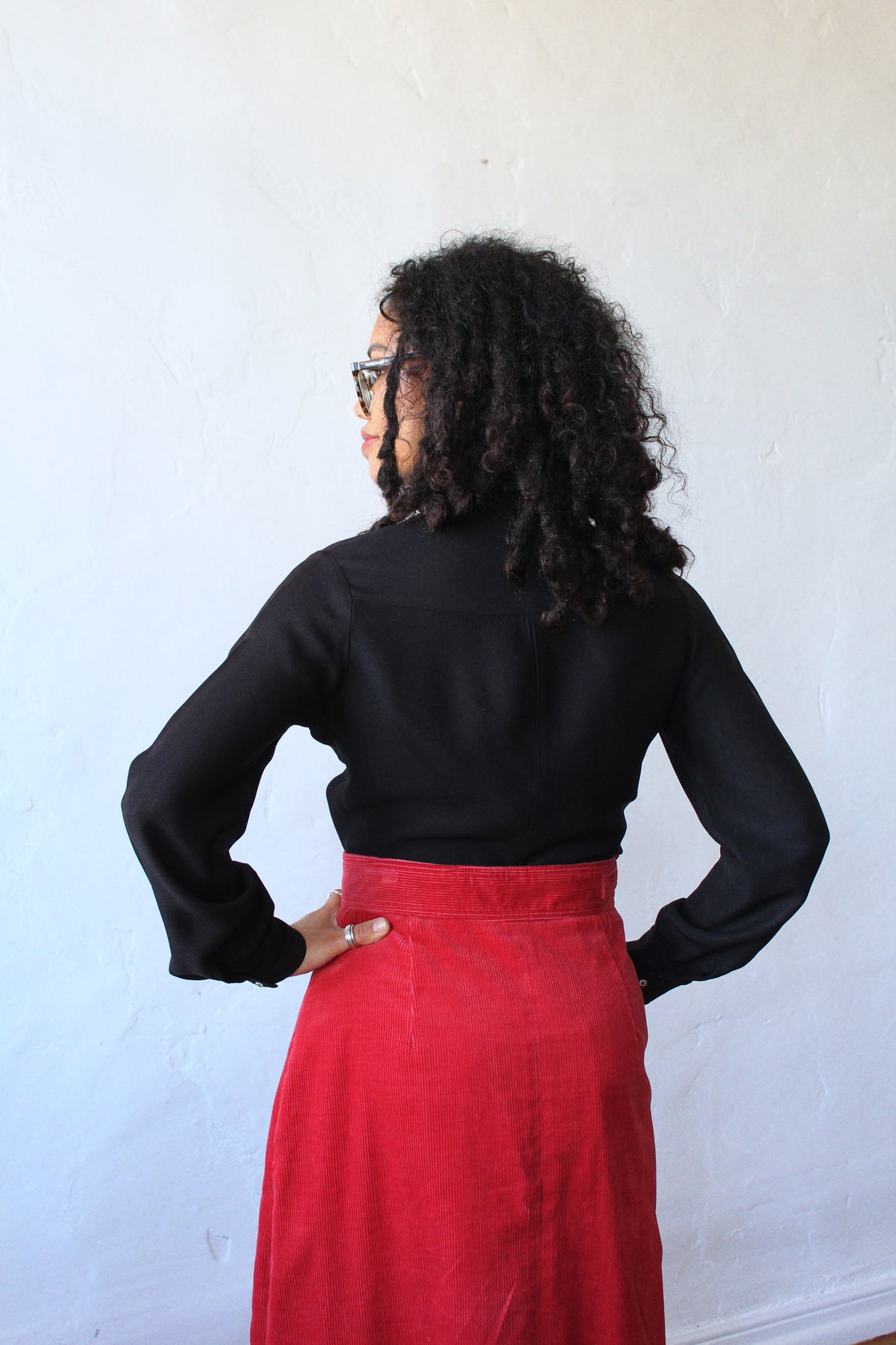 1970s Red Corduroy Pleated Midi Skirt – 3 Women